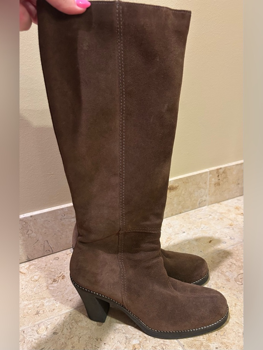 La CANADIENNE NWOB Brown Suede Knee-High Heeled Boots Size EU 37, US 7 - Picture 3 of 7
